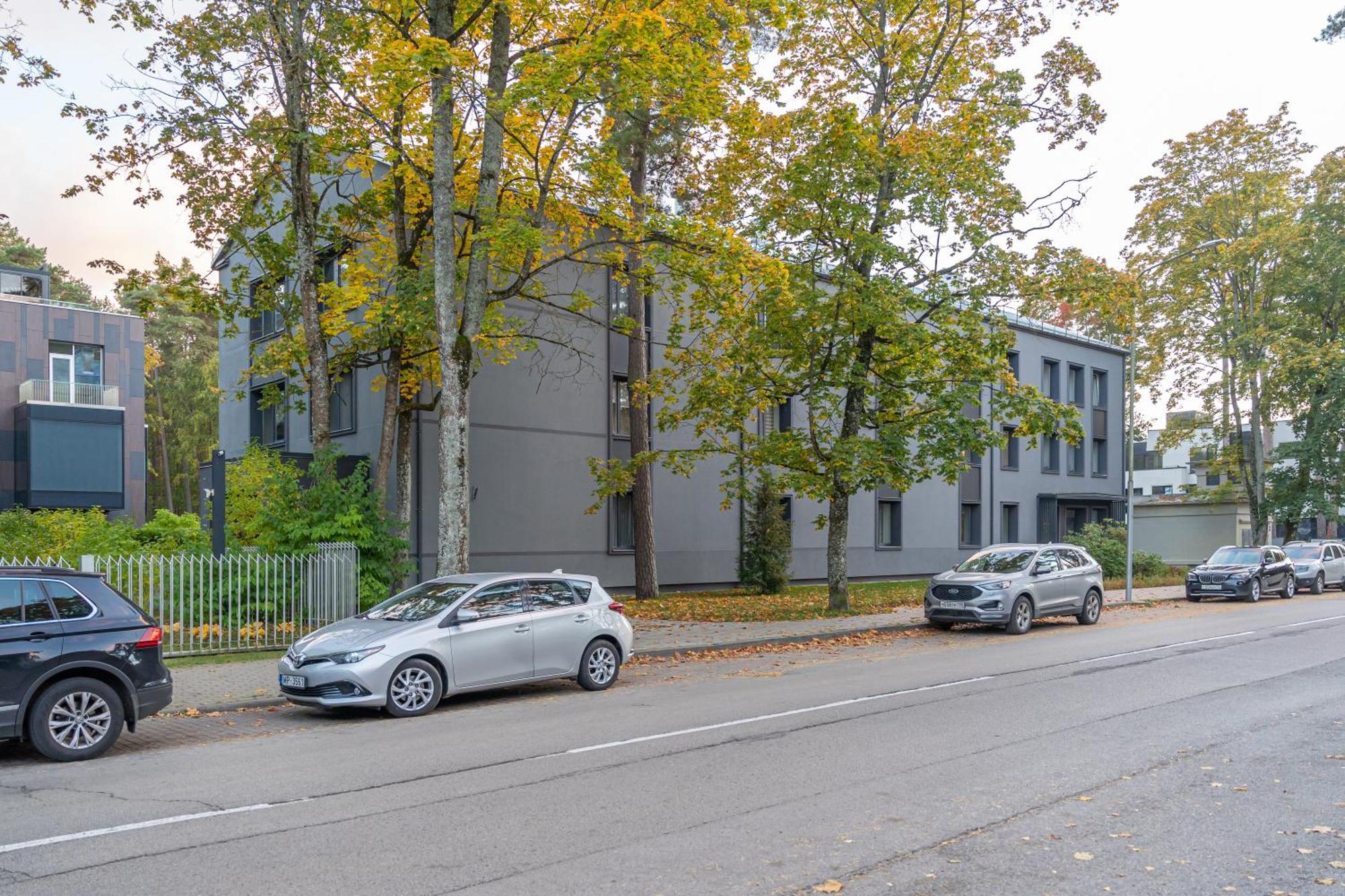 Dzintaru Beachside 1br With Courtyard View, Walk To Nature & Sea Apartment Jūrkalne
